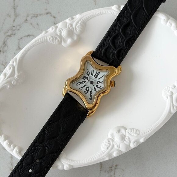SKU0510‎ Retro Gold Asymmetrical Women Fashion Watch Stainless steel + gift bag main image 4